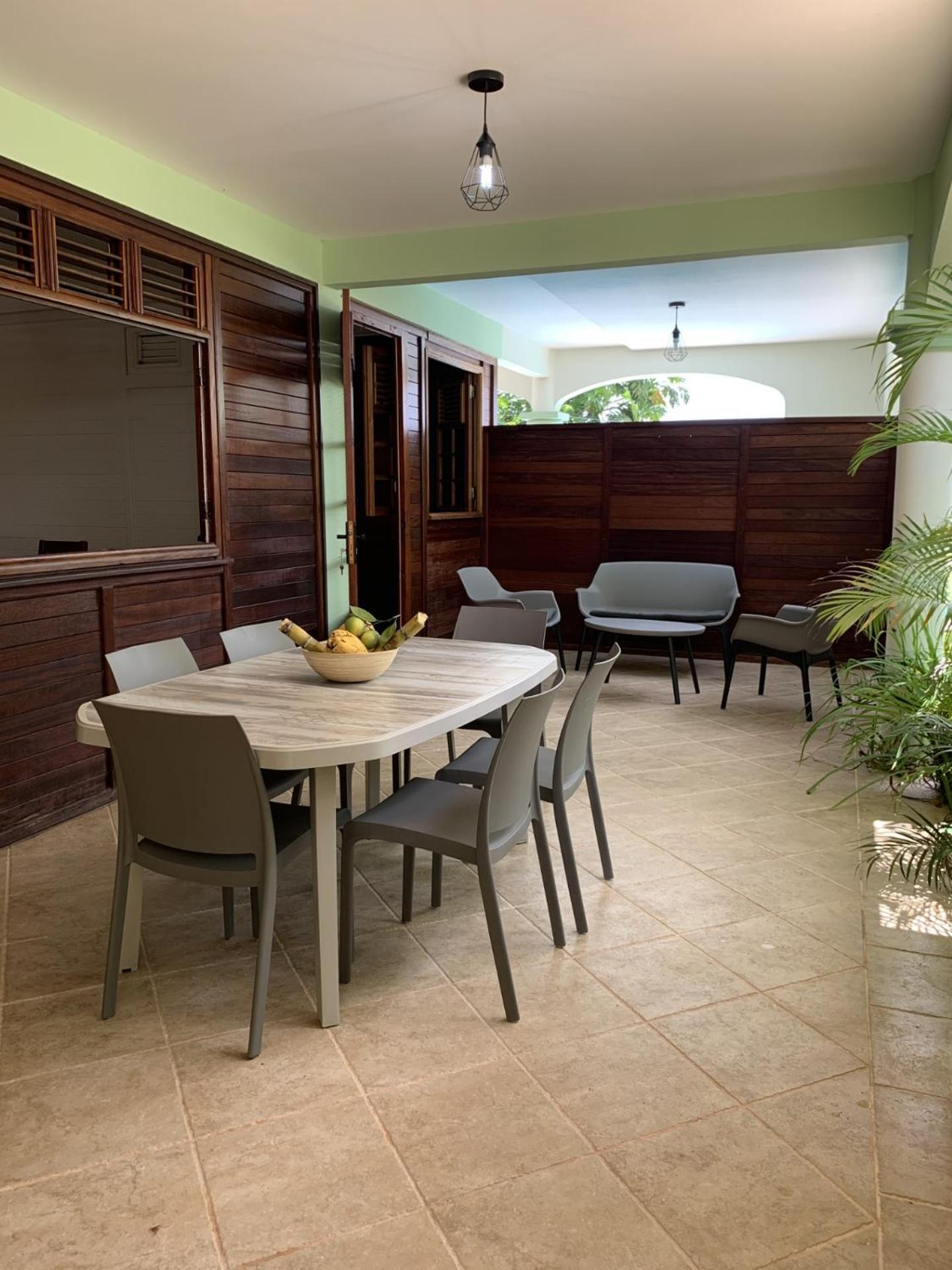Sissi Appart - T3 Spacieux Et Elegant Ducos Luaran gambar